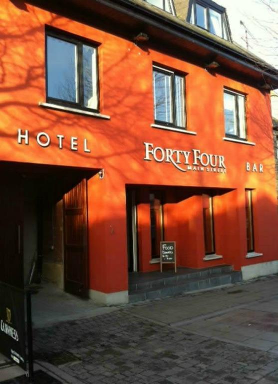 Forty Four Main Street Swords Exterior photo